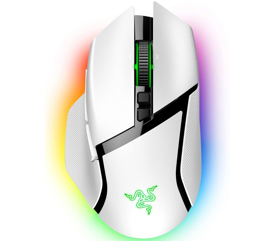 Mouse Razer cu fir Razer Basilisk V3 PRO, butoane programabile 10+1, Razer™ HyperScroll Tilt Wheel, 11 zone de iluminare Chroma RGB, alb