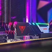 Memorie Patriot Viper Venom 64 GB DDR5 6000 MHz CL36, kit 2 x 32 GB, XMP 3.0 / EXPO, Gri-alb-rosu, RGB