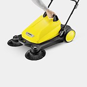 Kärcher S 4 Twin 2-in-1 sweeper Black  Yellow