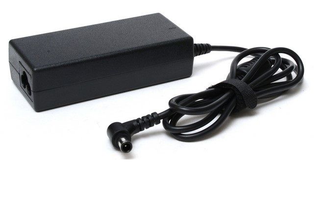 SMPS power supply (switching power supply) AC/DC 14V 4A (4000mA) with plug 6.5x4.4+pin monitor compatible Dell/Samsung
- input voltage: 230V AC
- output voltage: 14V DC
- 1.5m AC power cable included

Dell 1701FP, 1702FP, 1900FP, 1500FP series, 15&ampquot 17&ampquot 19&ampquot
LCD Samsung LTM1555, Samsung LTN1565 LCD 15&ampquot LCD monitors, Samsung LTM1555, Samsung LTN1565 15&ampquot LCD monitors, SyncMaster 150MP, SyncMaster 1501MP SyncMaster 152B, SyncMaster 152T, SyncMaster 570S TFT, SyncMaster 570V TFT 15&ampquot LCD monitors, SyncMaster 170T, SyncMaster 172B, SyncMaster 172S, SyncMaster 172T, SyncMaster 171P 17&ampquot LCD monitors, SyncMaster 180T 18&ampquot LCD monitors, SyncMaster 191T, SyncMaster 192T, 19&ampquot LCD monitors, SyncMaster 760V TFT, SyncMaster 770 TFT, 17&ampquot LCD monitors Inlocuitor pentru: Samsung AD-6314C Samsung AD-6314N Samsung AD-6314T Samsung AP06314-UV Samsung C24A650U Samsung C24A650X Samsung C27A650U Samsung C27A650X Samsung LS27A850 Samsung S24A300B Samsung S27A650D Samsung S27A850D Samsung S27A950D Samsung S27B350H Samsung S27B550U Samsung TC220 Samsung TC220C Samsung TC220W
Packaging: box 1 pc.