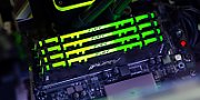 Kingston Technology FURY 16GB 3200MT/s DDR4 CL16 DIMM (Set de 2) Renegade RGB