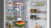Bosch Serie 6 KGN39LBCF fridge-freezer Freestanding 363 L C Black